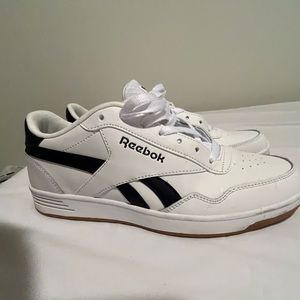 Men Reebok size 8